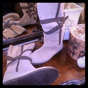 Genuine EMU Austrailian Aurora boots sz 10